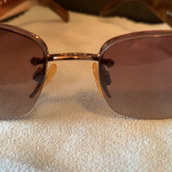 💎Rare Vintage CHANEL sunglasses - Picture 2 of 8